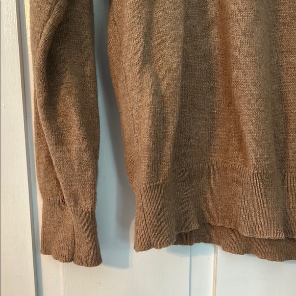 J CREW Men's Sweater Brown & Black Large LambsWool Heritage Fair Isle Casual - Picture 3 of 15